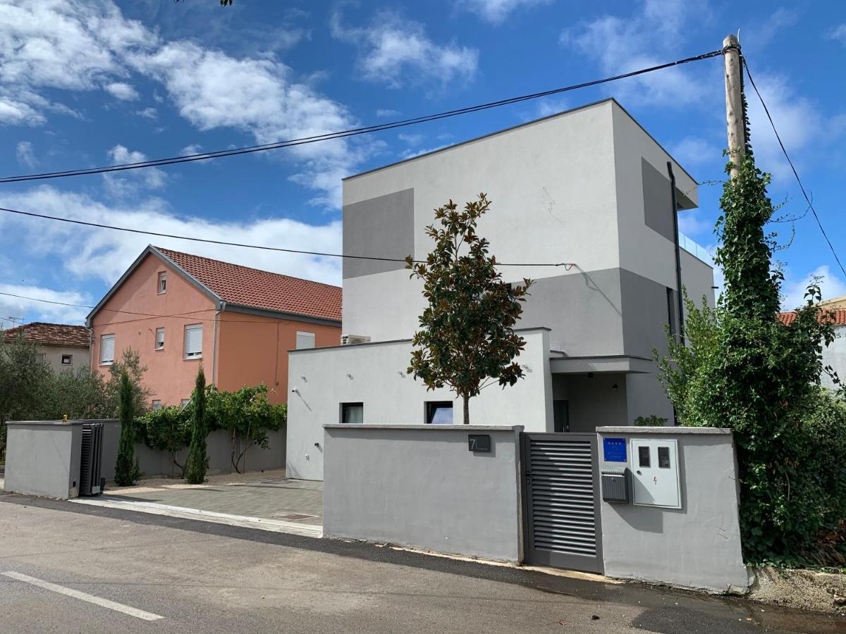 Villa Omnia Zadar Exteriör bild
