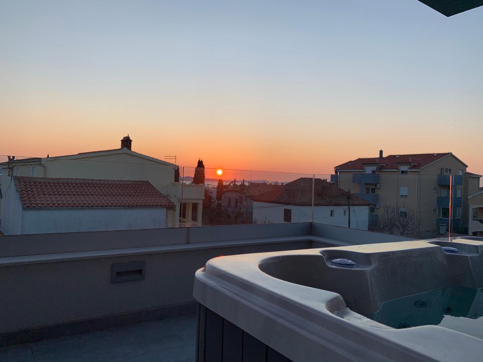 Villa Omnia Zadar Exteriör bild