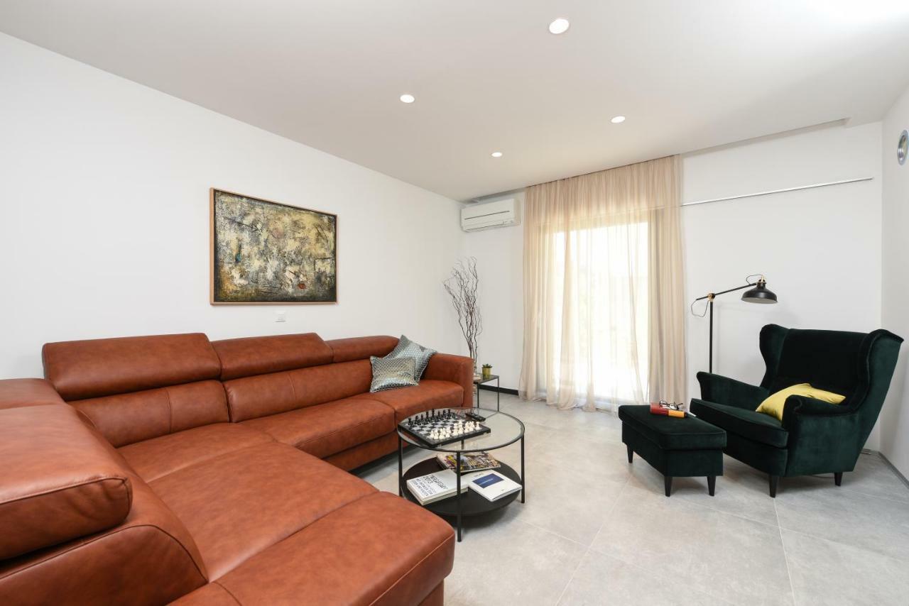 Villa Omnia Zadar Exteriör bild