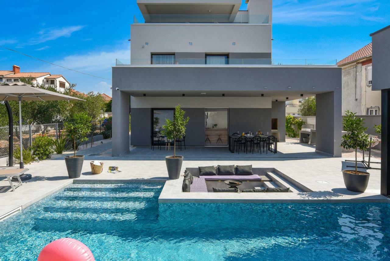 Villa Omnia Zadar Exteriör bild