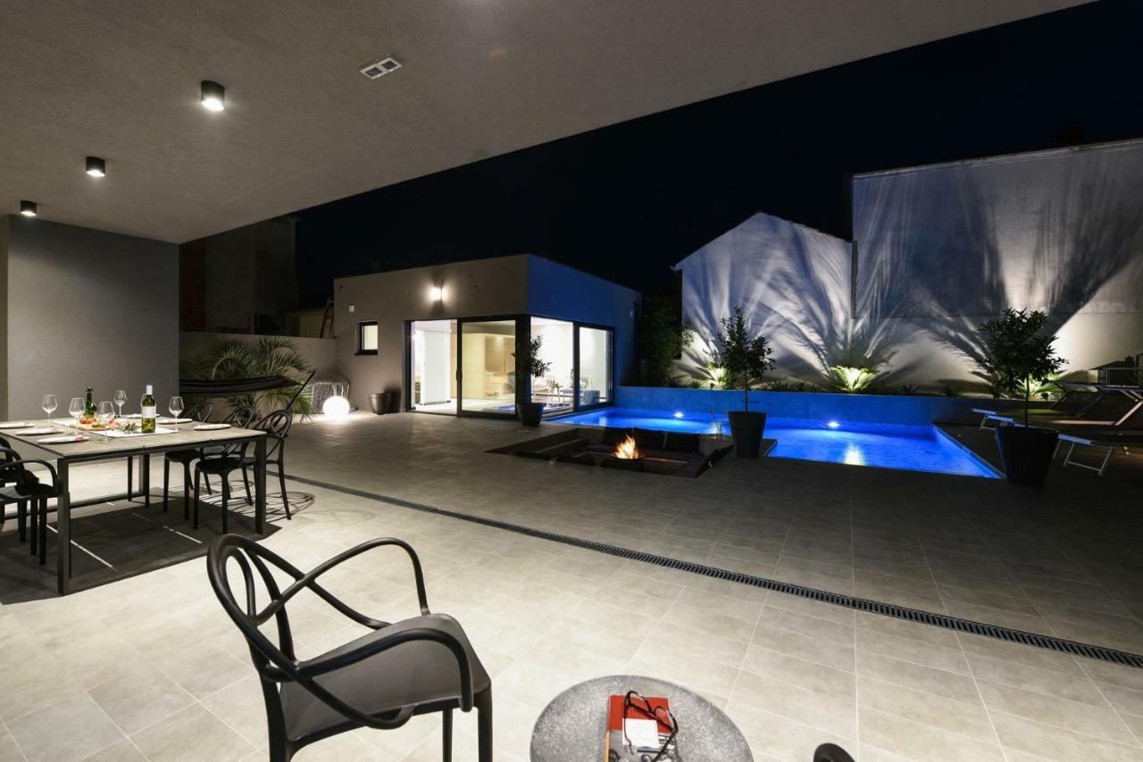 Villa Omnia Zadar Exteriör bild
