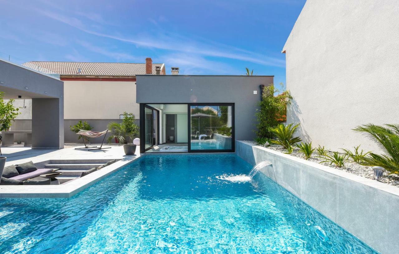 Villa Omnia Zadar Exteriör bild
