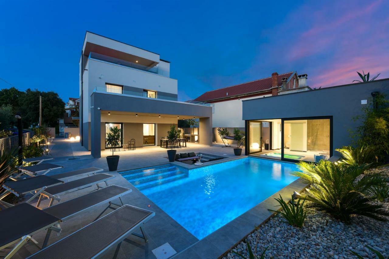 Villa Omnia Zadar Exteriör bild