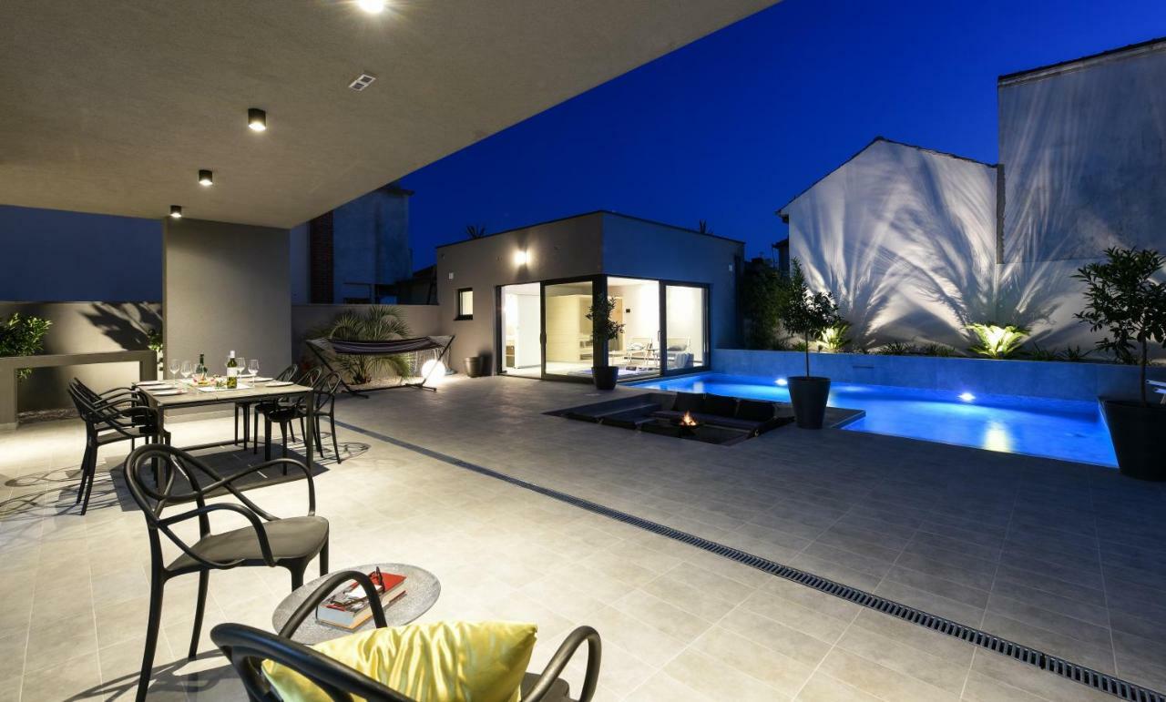 Villa Omnia Zadar Exteriör bild