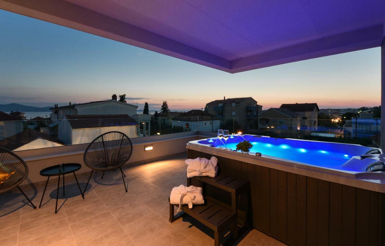 Villa Omnia Zadar Exteriör bild